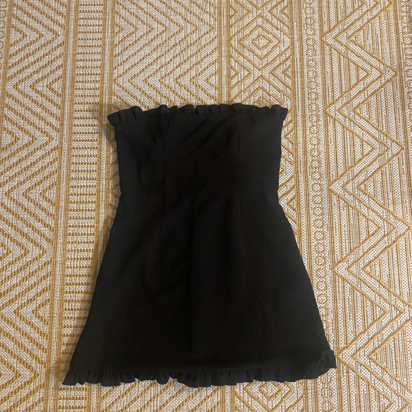 French Connection Dresses & Skirts - Black Ruffle French Connection Dress